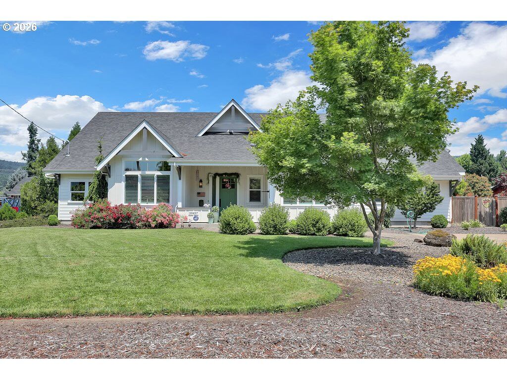 Property Photo: 39457 Walterville Ln OR 97478