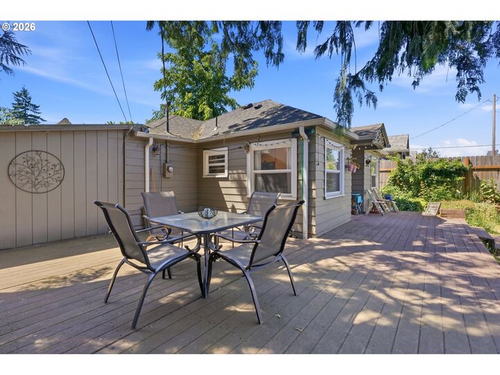 Property Photo:  3602 P St  WA 98663 