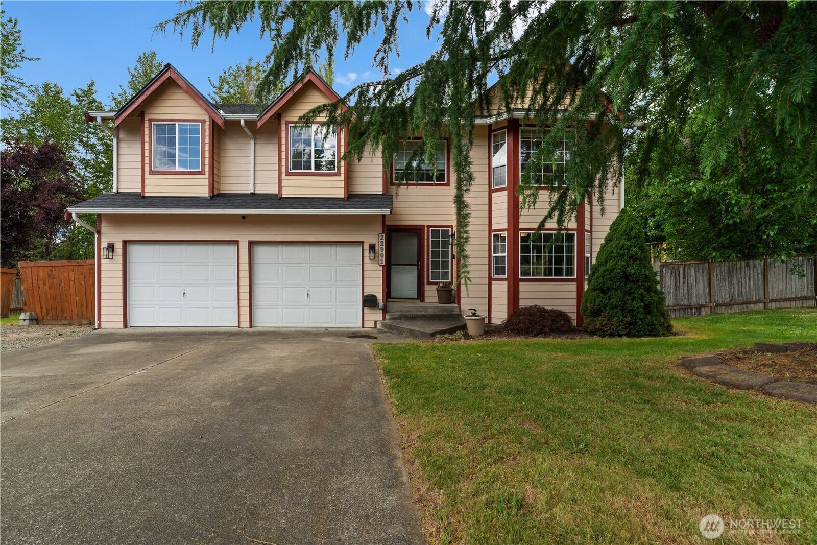 Property Photo: 22901 128th Avenue E WA 98338