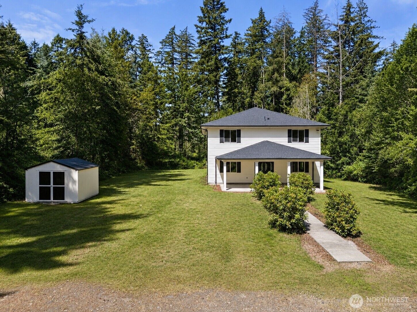 Property Photo:  20820  127th Avenue E  WA 98338 