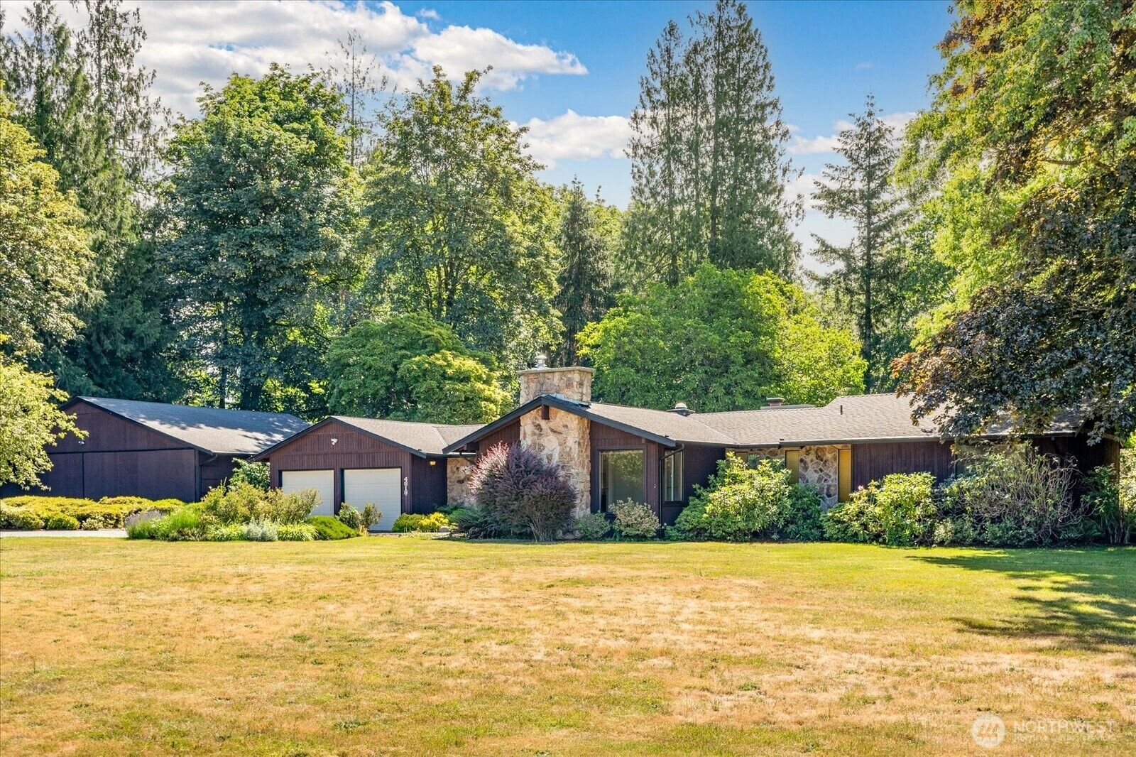 Property Photo:  4818  354th Avenue SE  WA 98024 