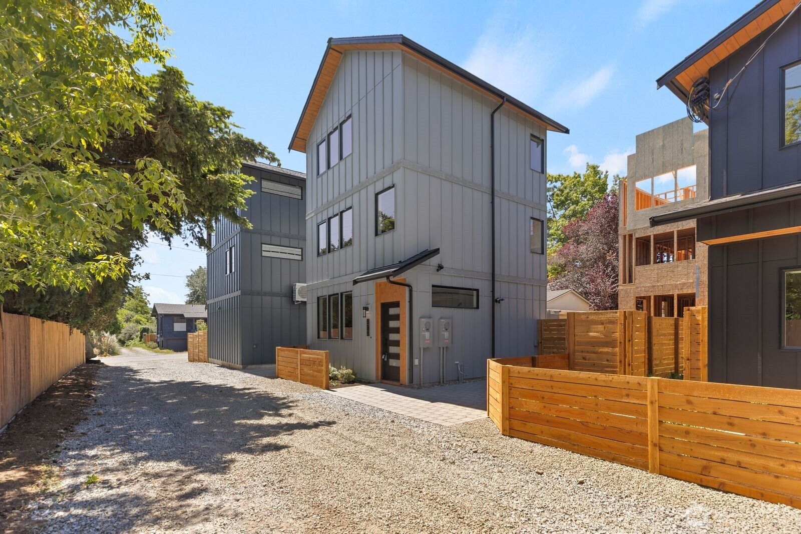 Property Photo:  512 N 92nd Street  WA 98103 