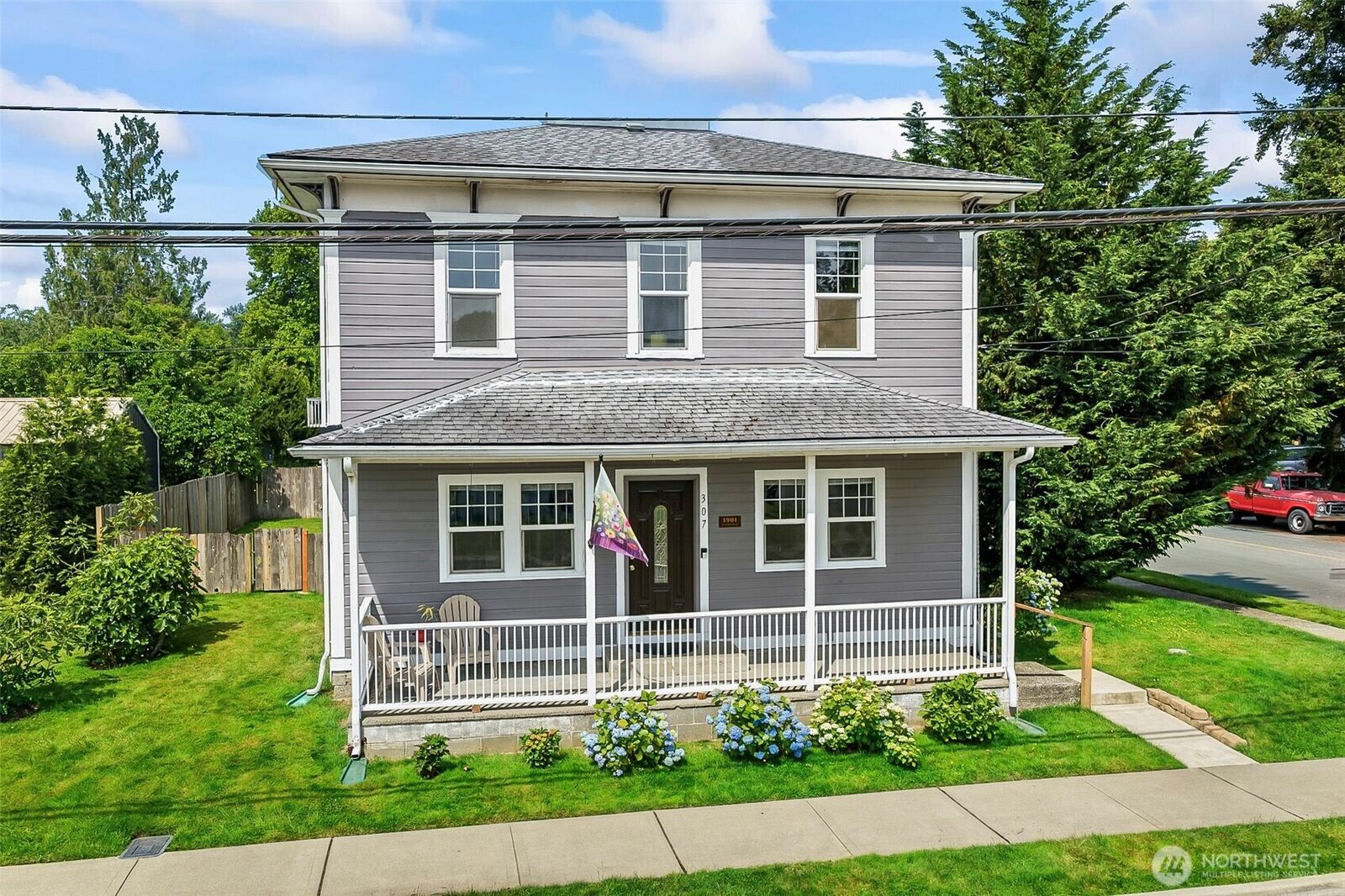 Property Photo: 307 3rd Street WA 98294