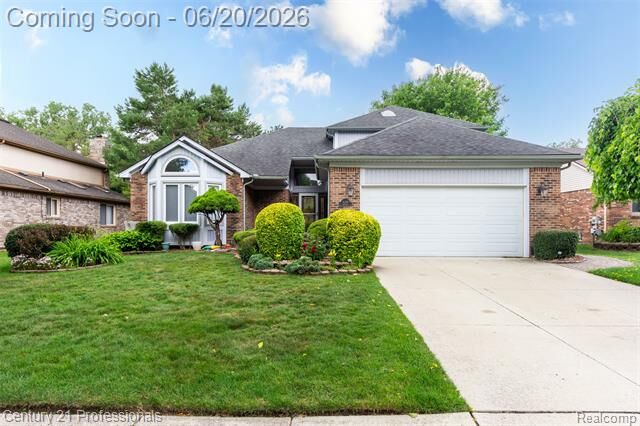 Property Photo:  6241 Smithfield Drive  MI 48085 