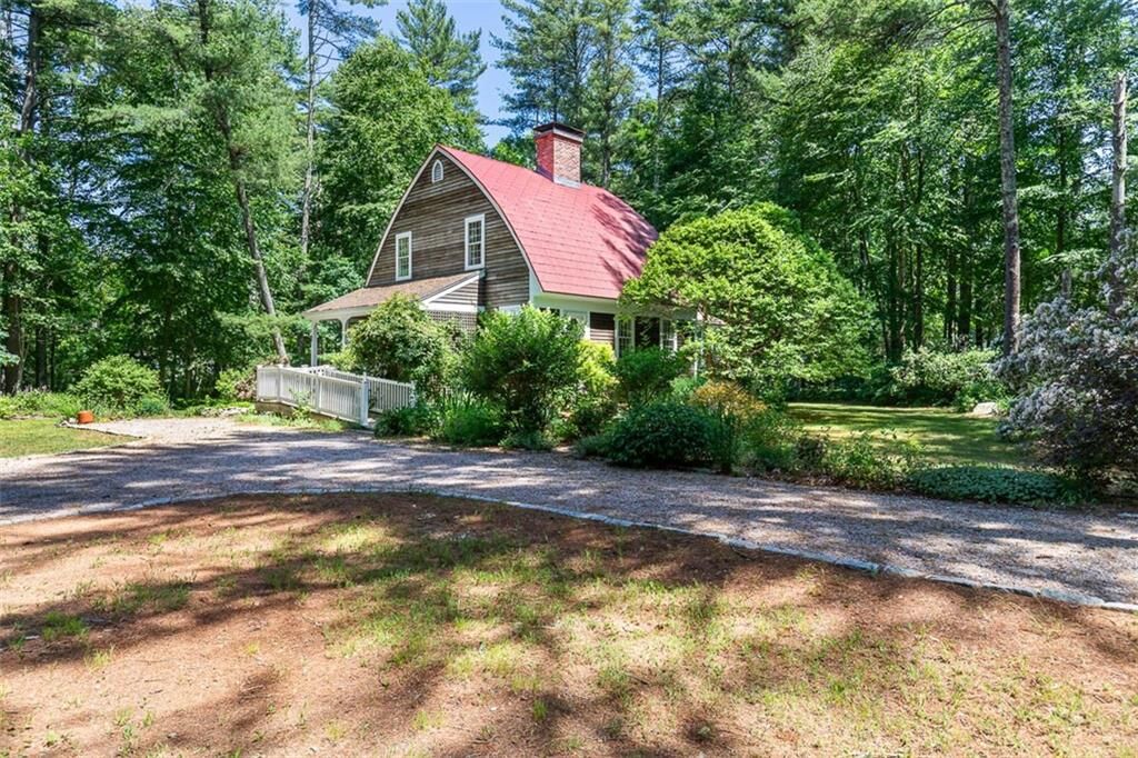 Property Photo:  25 Forest Glen Drive  RI 02832 