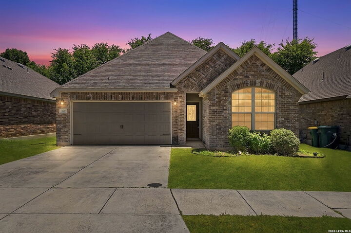 Property Photo: 369 Derby Dr TX 78006