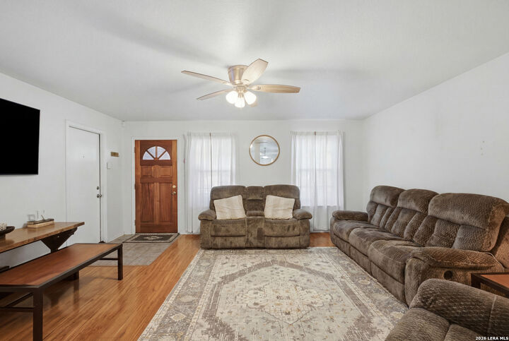 Property Photo: 10631 Shaencrest TX 78254
