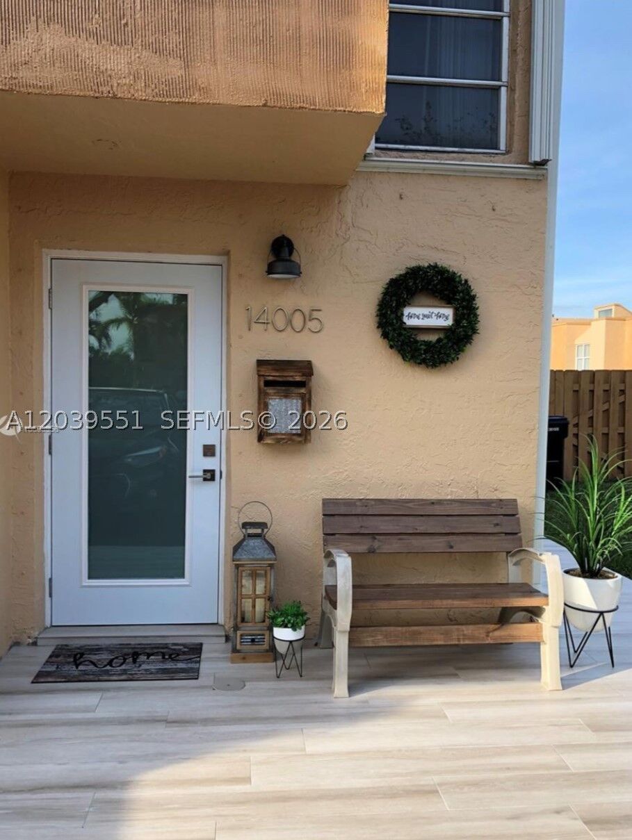 Property Photo: 14005 SW 67th Ter - FL 33183