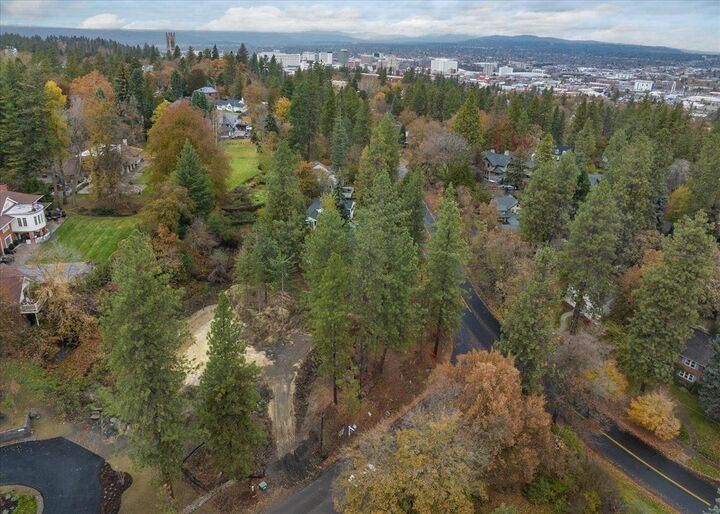 Property Photo:  1510 S Upper Terrace Rd  WA 99203 