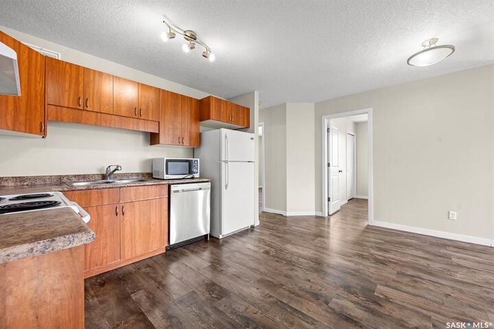 Property Photo:  5051 James Hill Road 101  SK S4W 0B9 