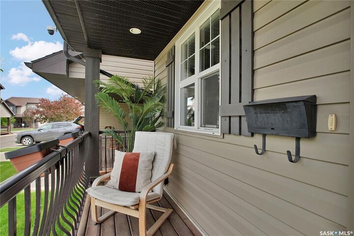Property Photo: 150 Langlois Way 742 SK S7T 0L4