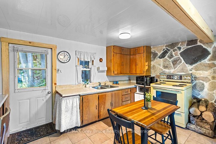 Property Photo: 609 Stokes Bay Road ON N0H 2M0
