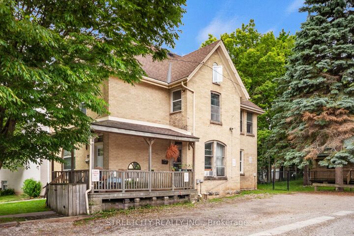 Property Photo: 202 Sydenham Street ON N6A 1W3
