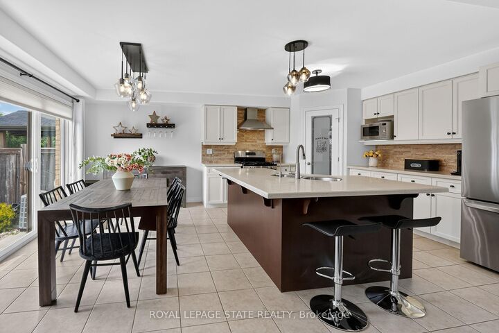 Property Photo: 387 Murray Street ON L3M 3P4