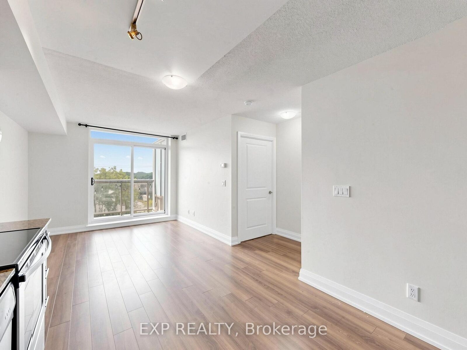 Property Photo: 3520 Danforth Avenue 415 ON M1L 1E5