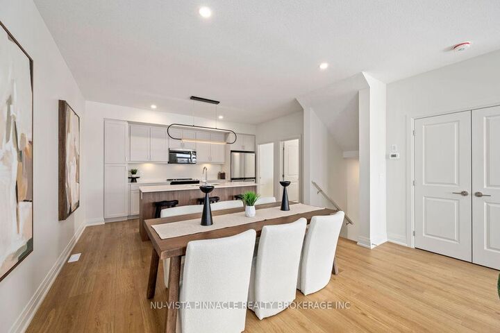 Property Photo: 2594 Sheffield Boulevard ON N6M 0G4