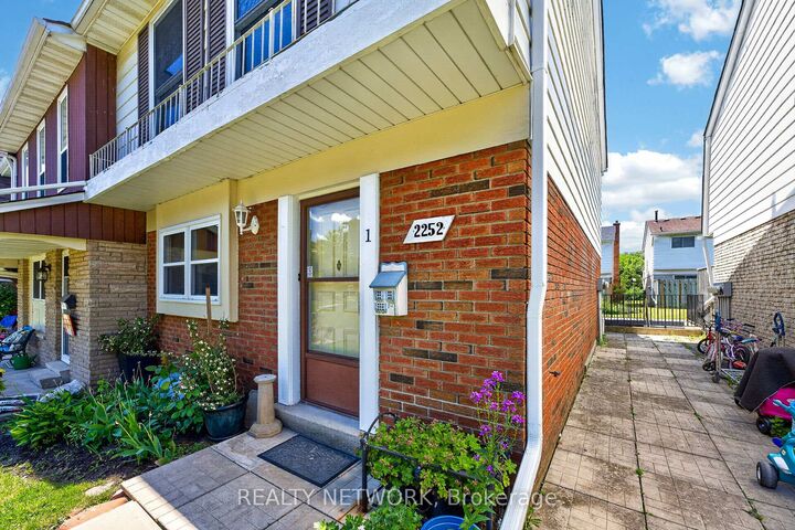Property Photo: 2252 Upper Middle Road 1 ON L7P 2Z9