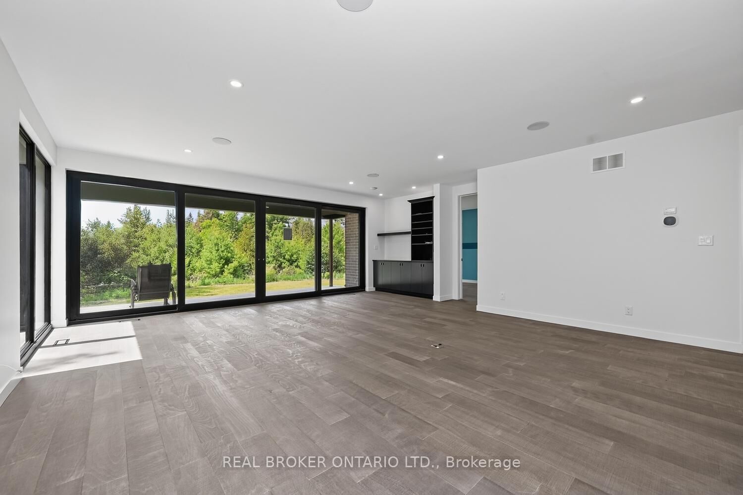 Property Photo: 2068 Richmond Road ON K7A 4S7
