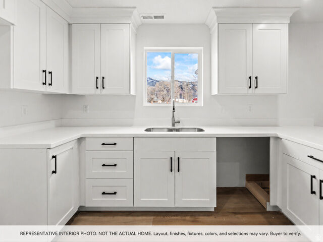 Property Photo: 328 W 430 N UT 84754