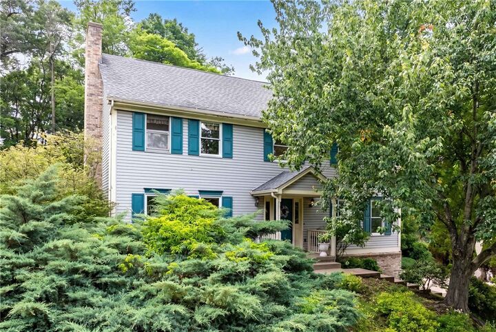 Property Photo:  2414 Wedgewood Dr  PA 15090 