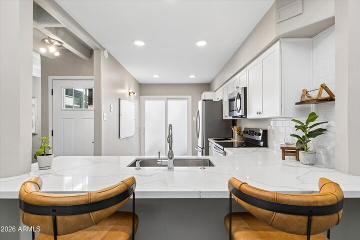 Property Photo: 5127 E Windsor Avenue AZ 85008