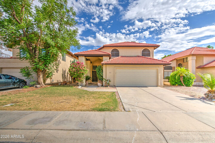 Property Photo: 963 E Calle Del Norte -- AZ 85225