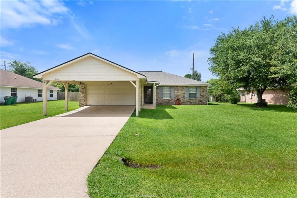 Property Photo:  116 North Tammye Lane  TX 77864 