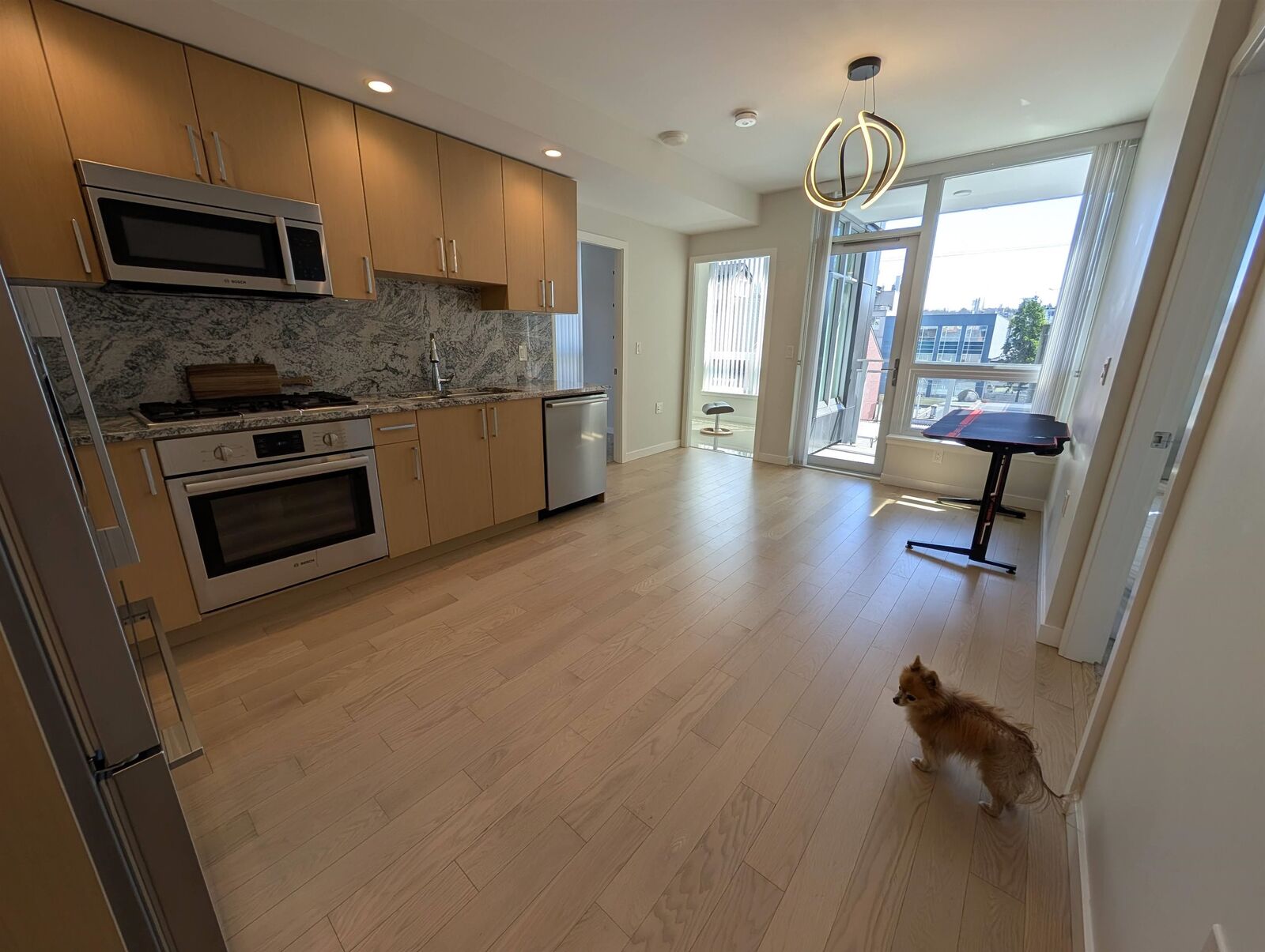 Property Photo: 1708 Ontario Street 4fl BC V5T 0J7