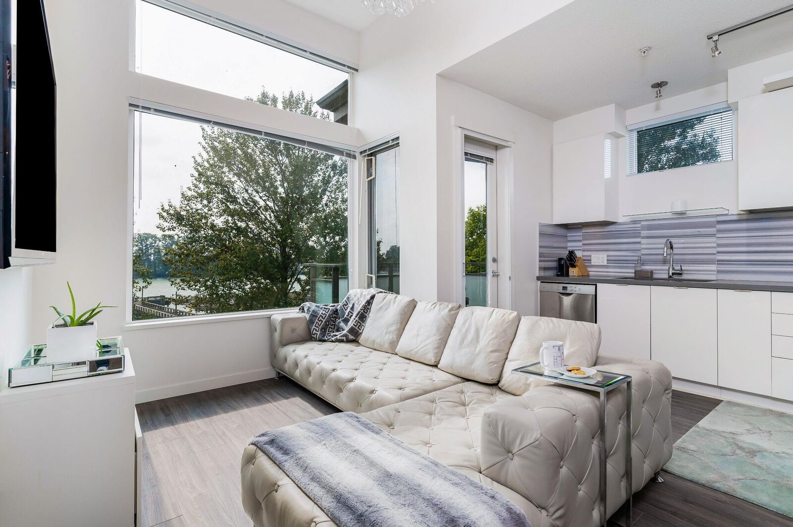Property Photo: 3138 Riverwalk Avenue 312 BC V5S 0B6