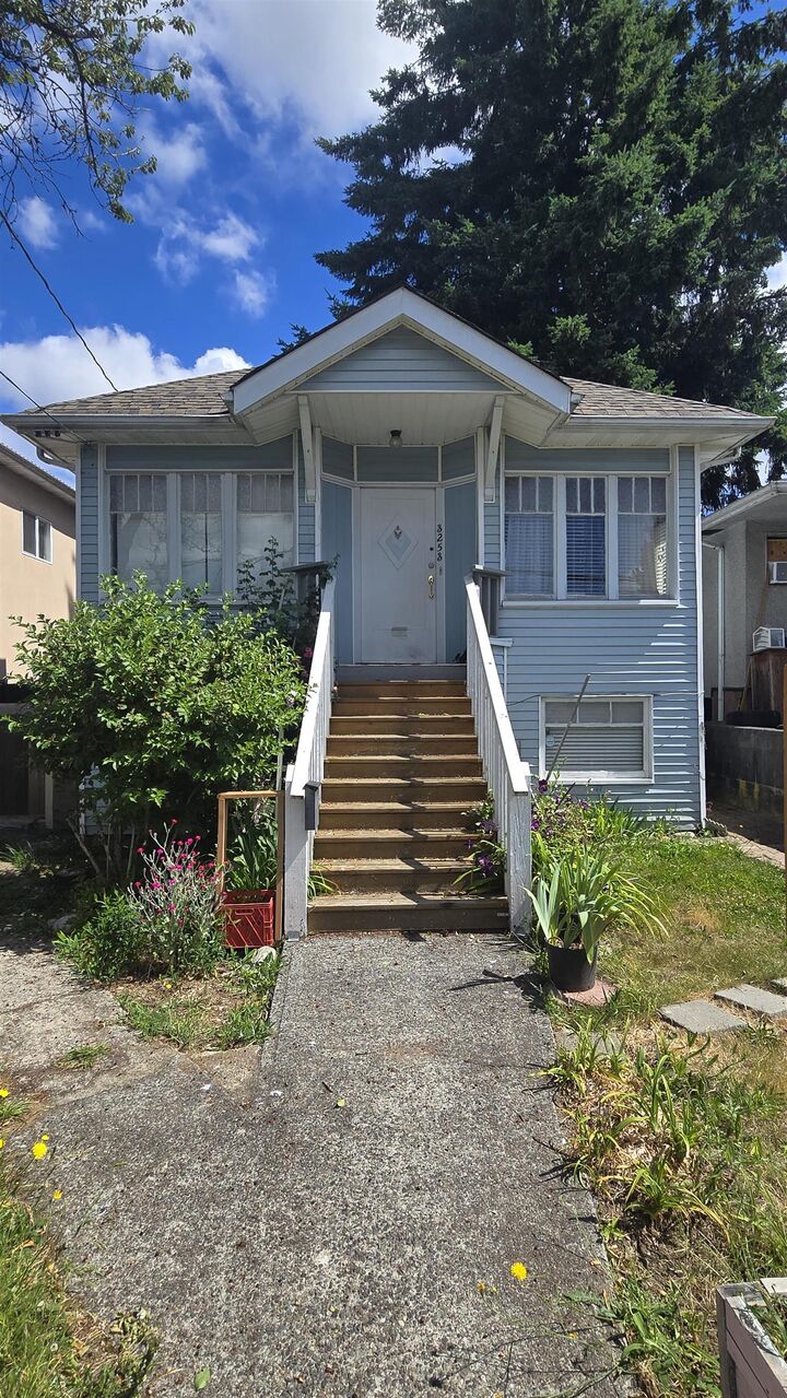 3253 School Avenue — photo 1