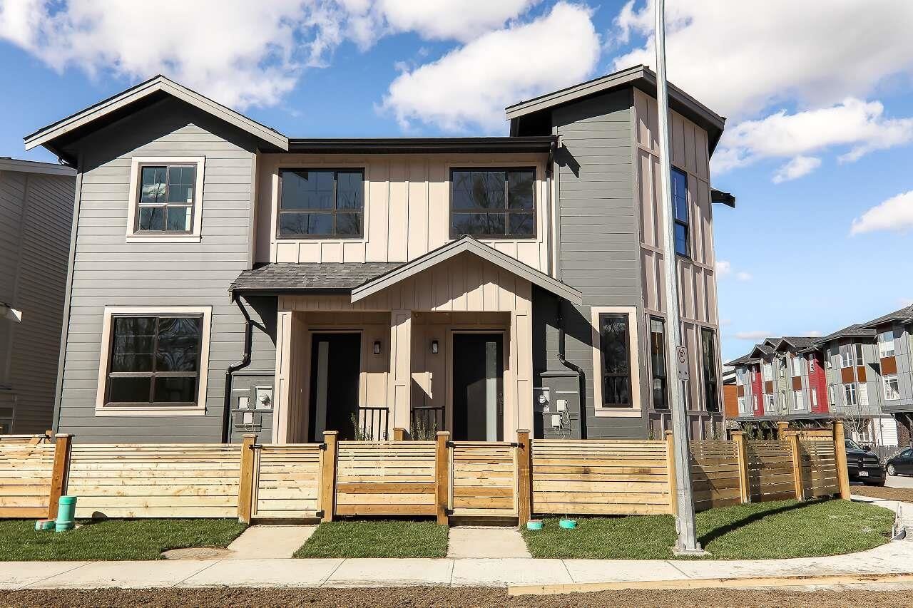 Property Photo: 20687 76 Avenue BC V3V 1V5