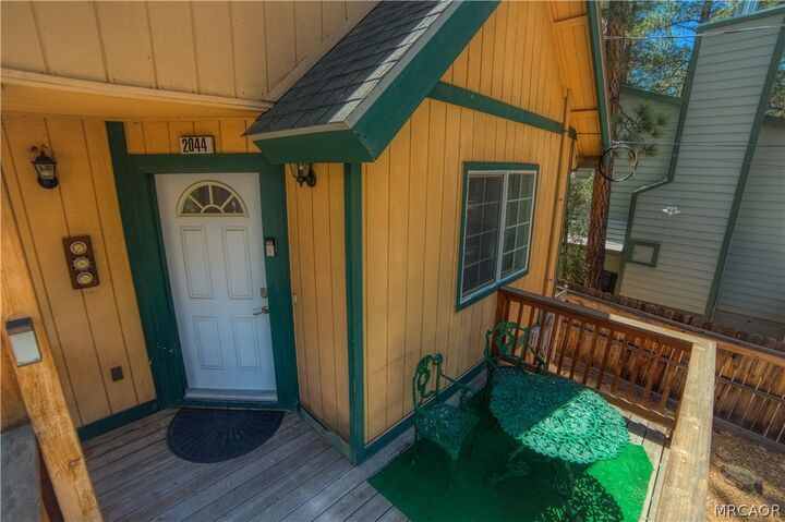 Property Photo:  2044 Shady Lane  CA 92314 