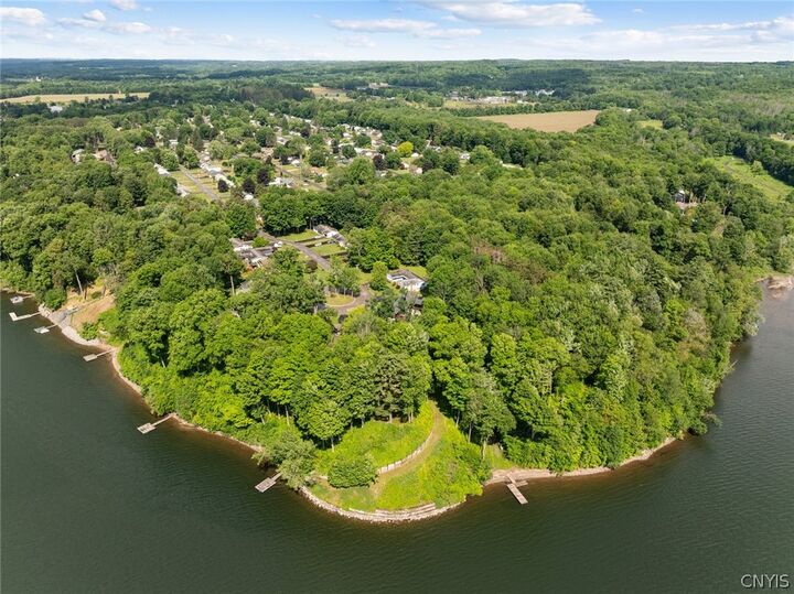 Property Photo: 6520 Pillmore Circle NY 13440