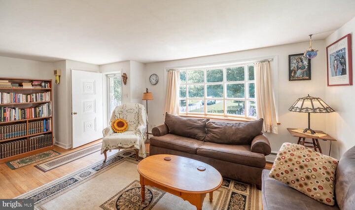 Property Photo: 10 Sunset Lane PA 19460