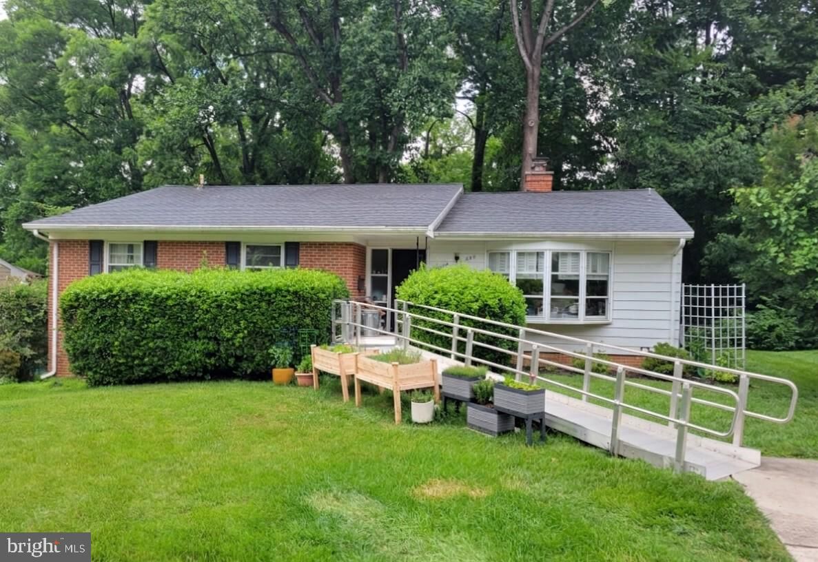 Property Photo:  10104 Scout Drive  VA 22030 