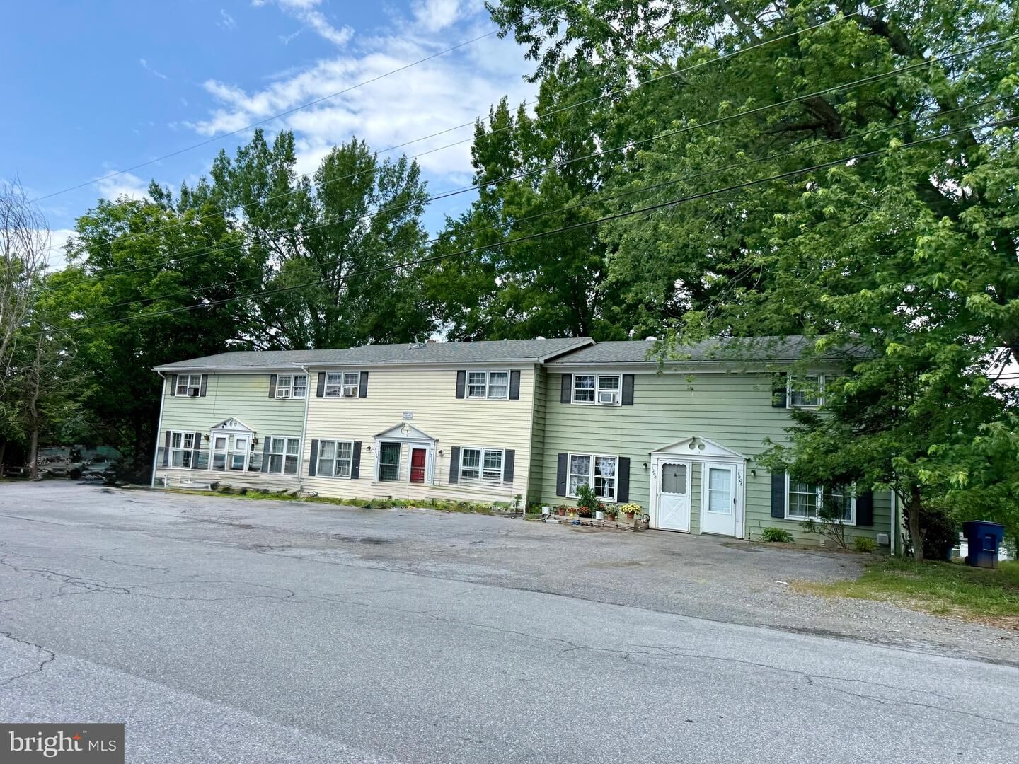Property Photo: 1206 Massanutten Avenue VA 22630