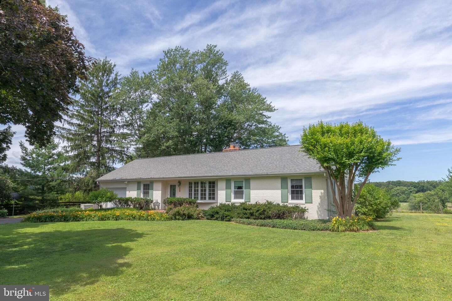 Property Photo:  22520 Peach Tree Road  MD 20841 