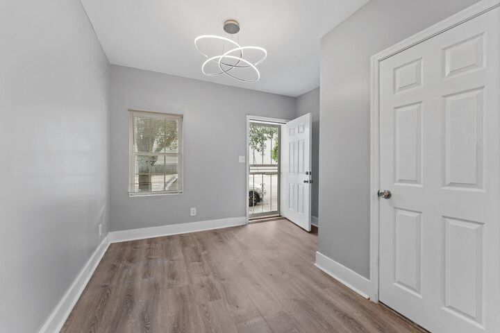 Property Photo:  1321 E Eager Street  MD 21205 