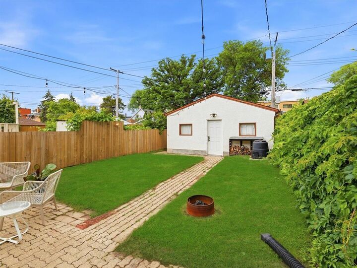 Property Photo: 515 Langevin Street MB R2H 2V9