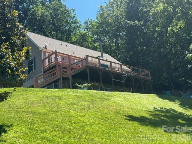 Property Photo: 70 Heslar Way NC 28753