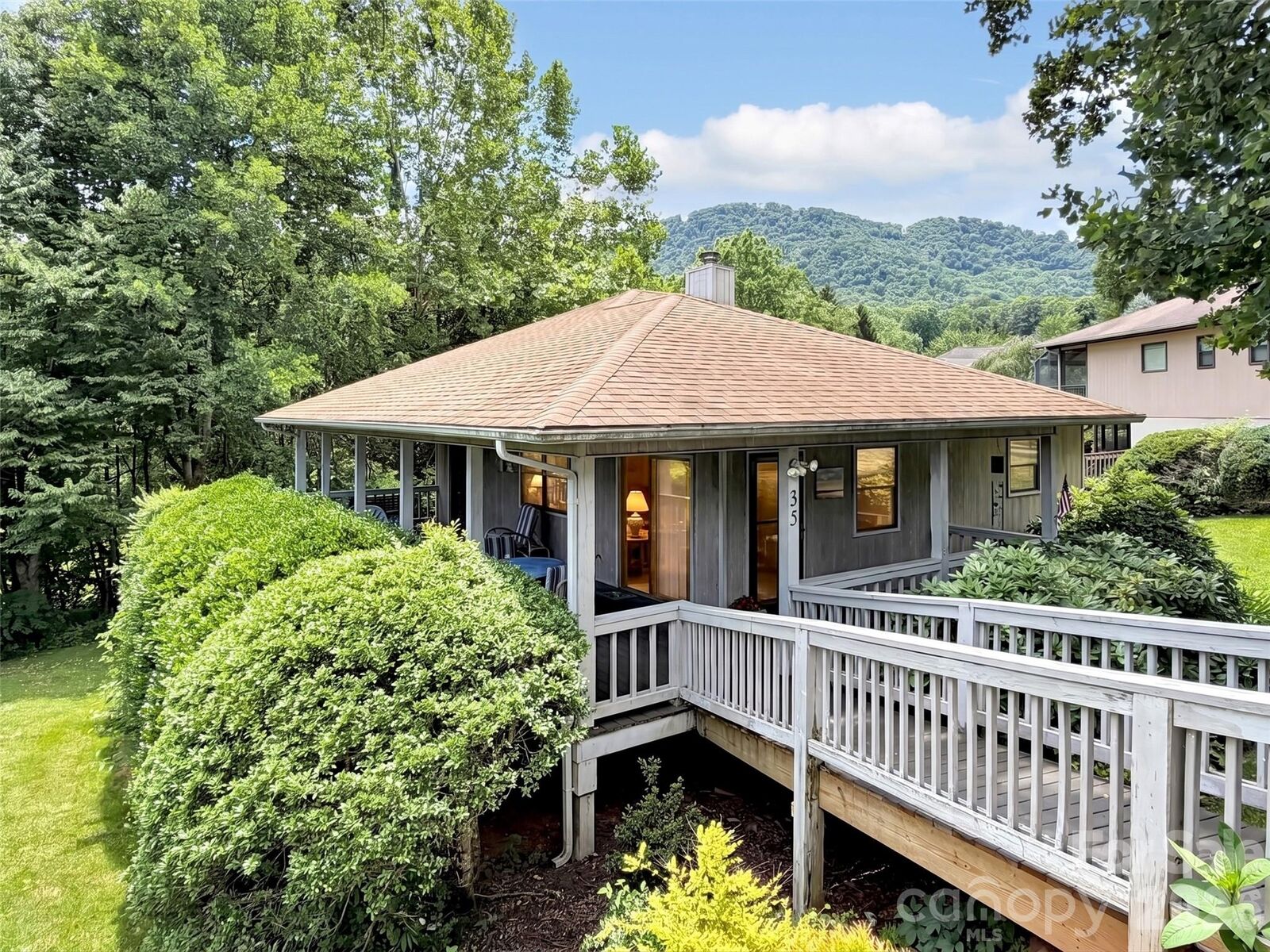 Property Photo:  35 Talon Court  NC 28786 