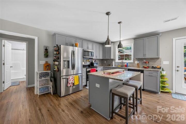 Property Photo:  210 E 6th Street  NC 28021 