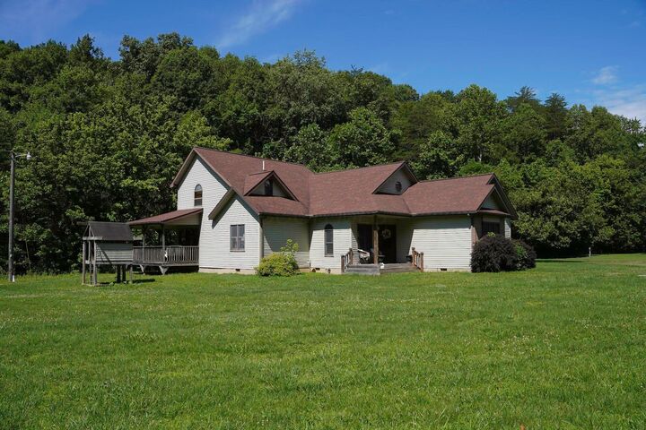 Property Photo:  1451 Meadow Run Road  OH 45690 