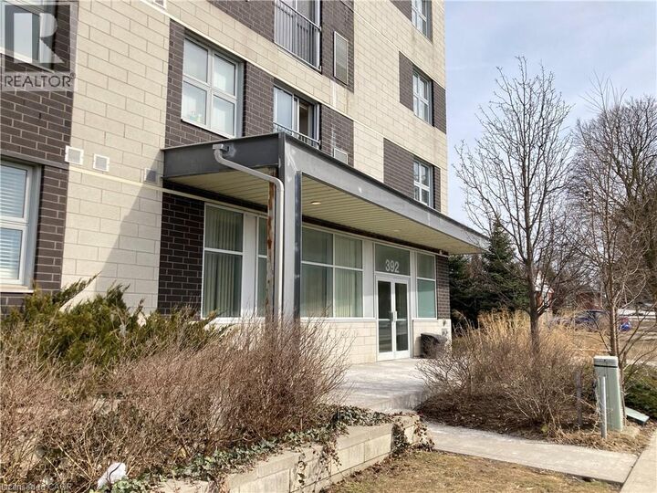 Property Photo:  392 Albert Street 302  ON N2L 3V1 