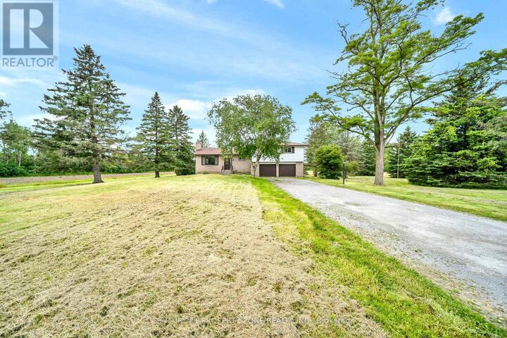 Property Photo:  18580 Dufferin Street  ON L3Y 4V9 