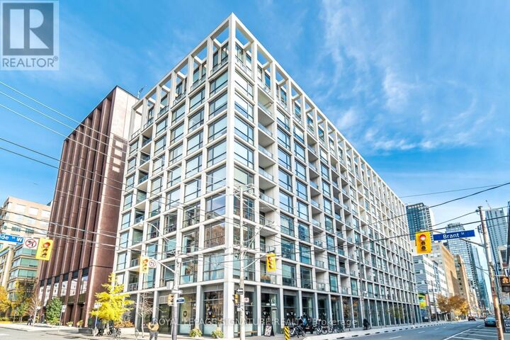 Property Photo:  39 Brant Street 603  ON M5V 0M8 