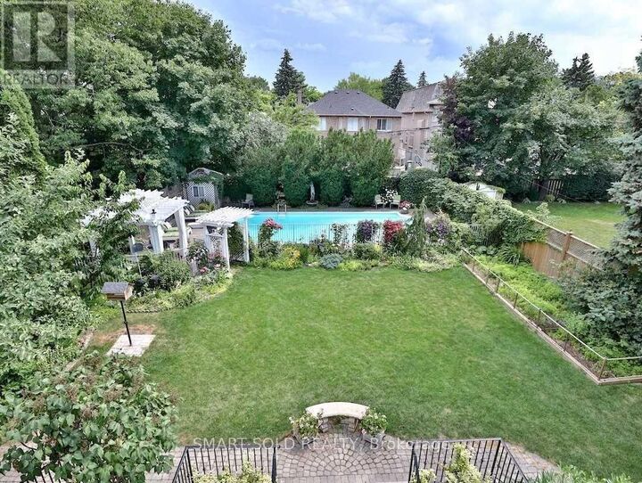 Property Photo:  157 Gordon Road  ON M2P 1E7 