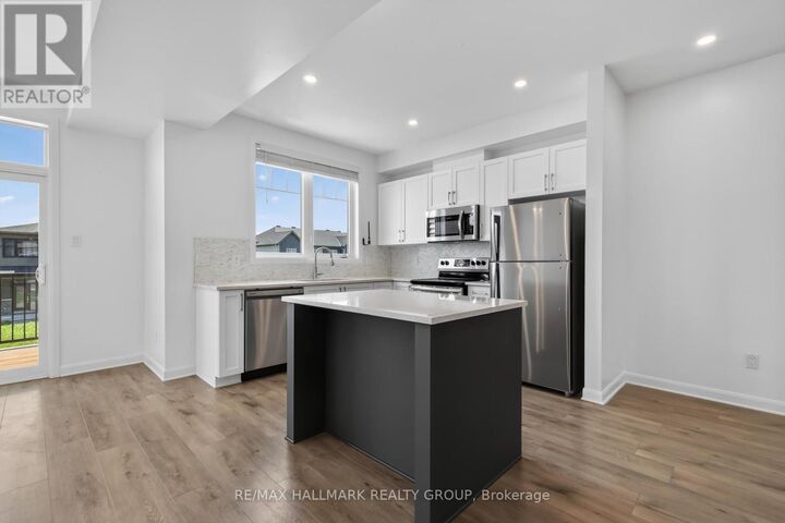 Property Photo:  312 Shepperton Street  ON K4A 5K9 