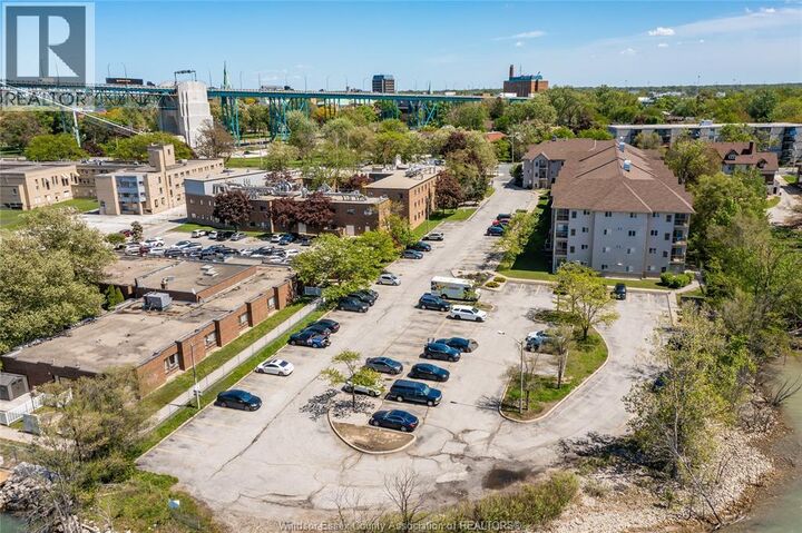 Property Photo: 3000 Sandwich Street 414 ON N9C 4G3