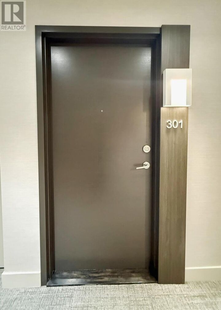 Property Photo:  2 Teagarden Court 301  ON M2N 0L6 